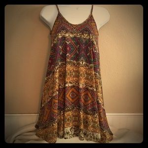 Body Central Summer Top/Tunic Size Small